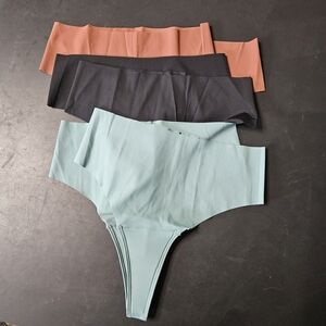New - 6-Ambar Wear Thong Panties - Size S